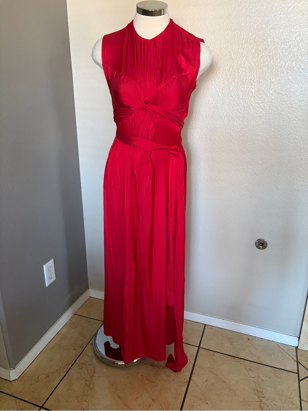 Zara Red Sleeveless Twist-Waist Maxi Dress - Picture 6 of 11